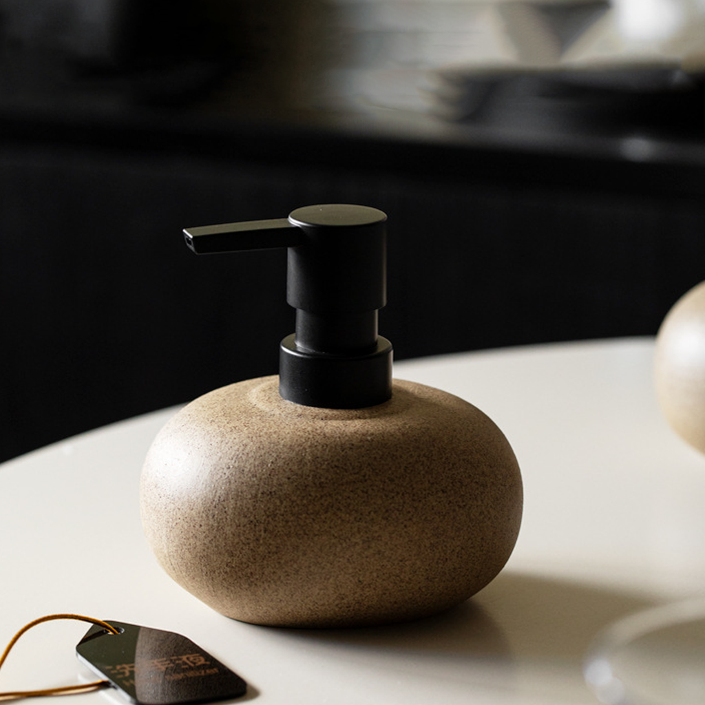 Ceramic soap dispenser - Stone texture