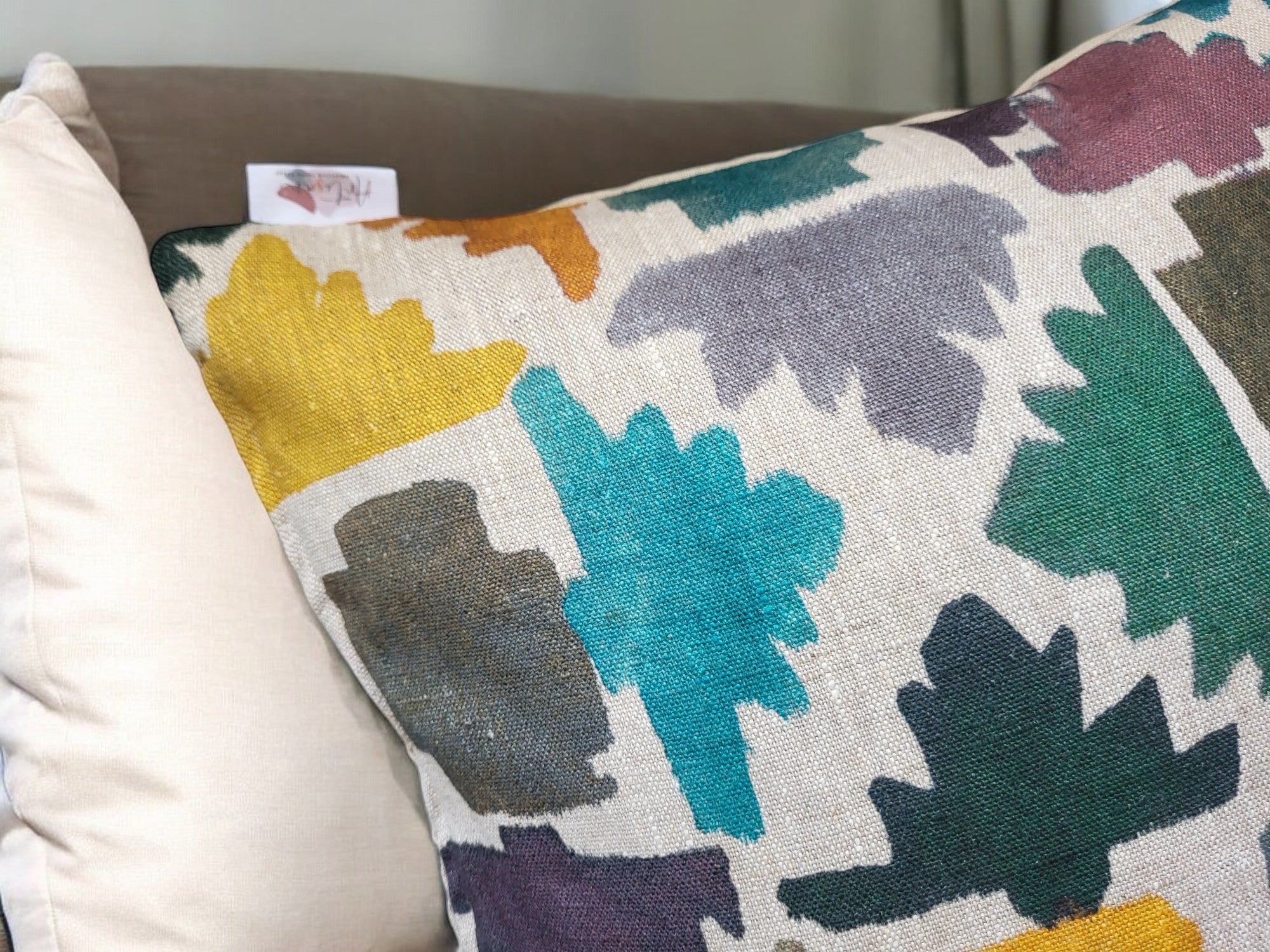 Minimal Vivid Linen cushion cover